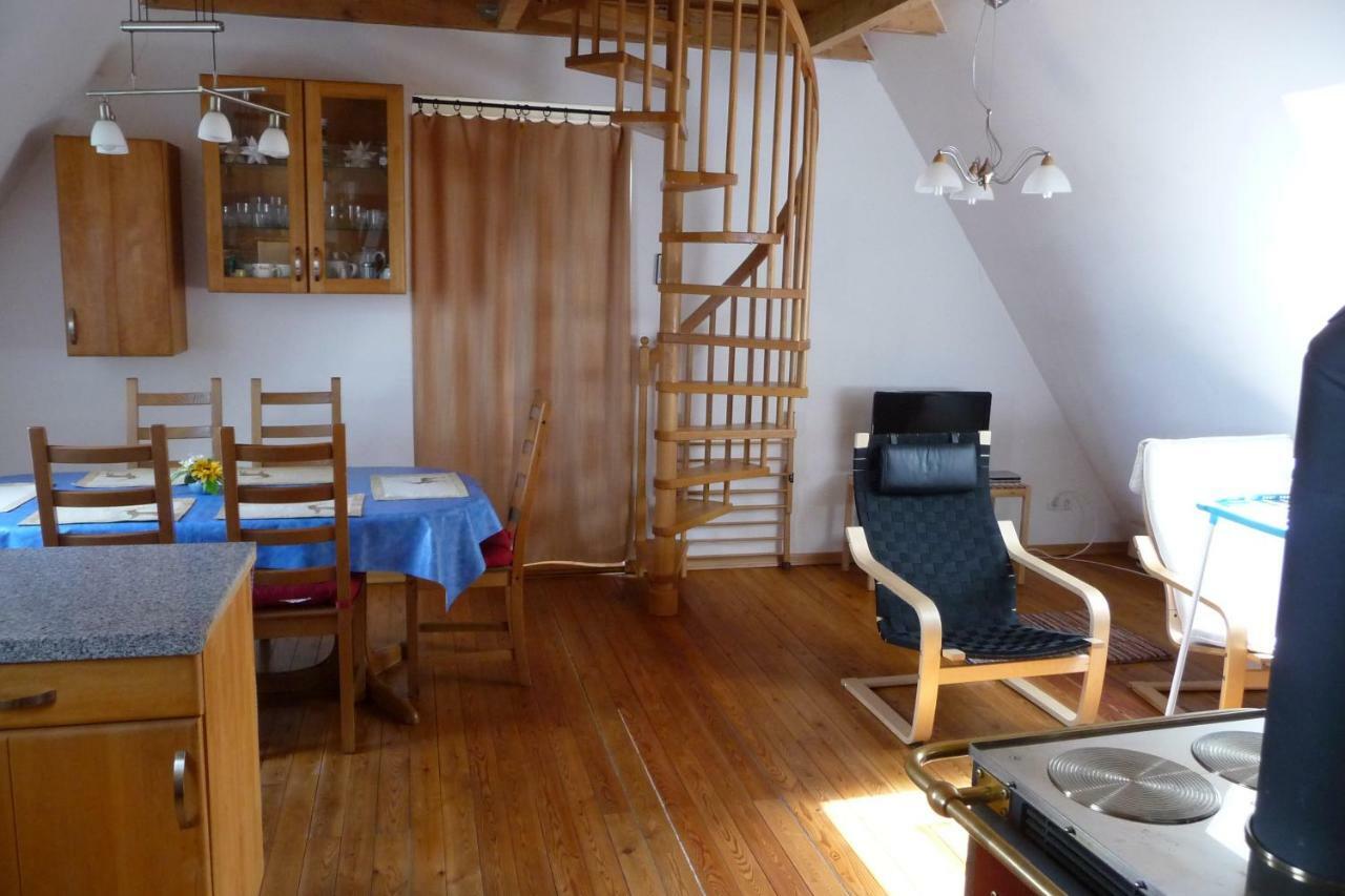 Haus Bergwiese - Fuer Naturfreunde, Familien, Wanderer Gehlberg Luaran gambar